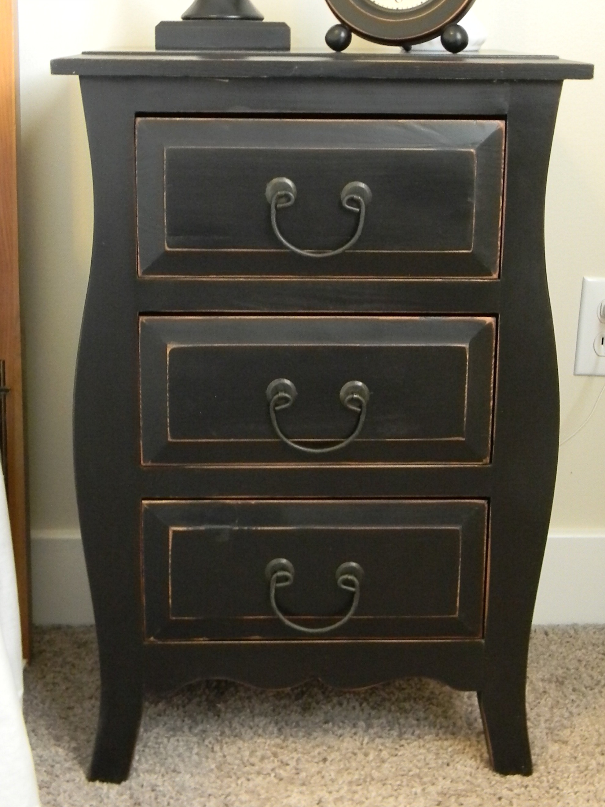 New Bedside Table Organize and Decorate Everything