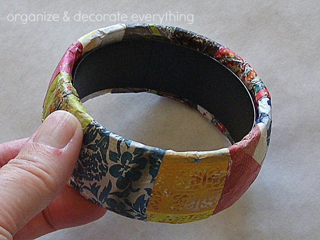 magazine pages bracelet 7.1