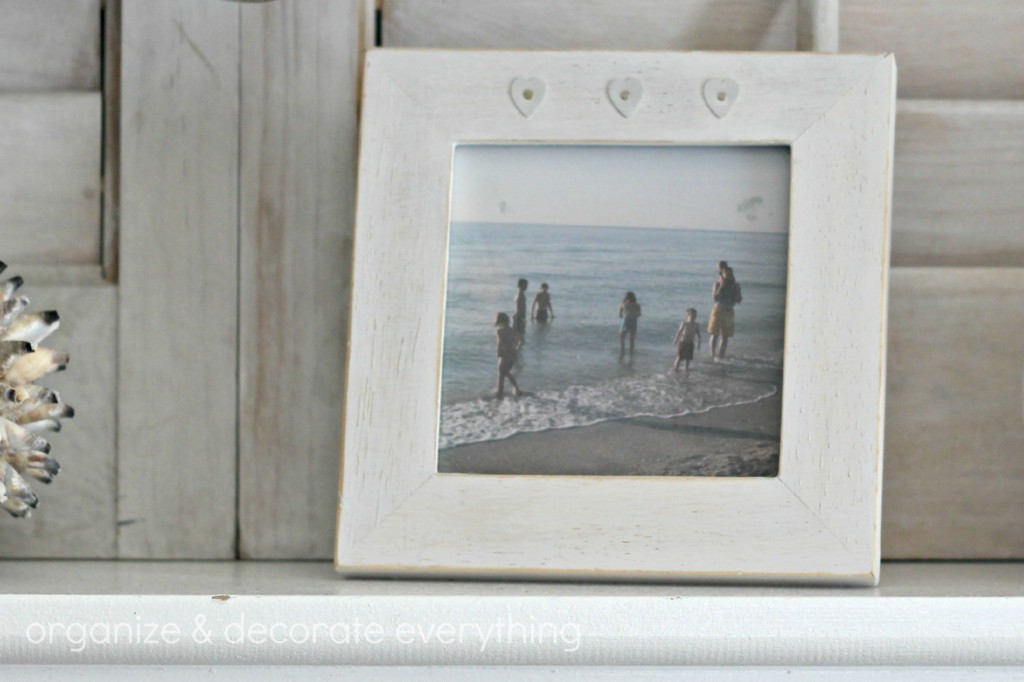 Beachy Mantel - Organize and Decorate Everything