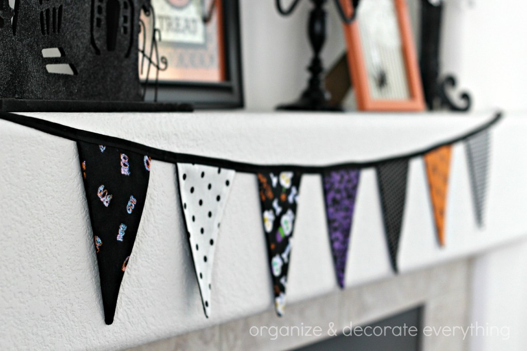 Orange & Black Halloween Mantel 3.1