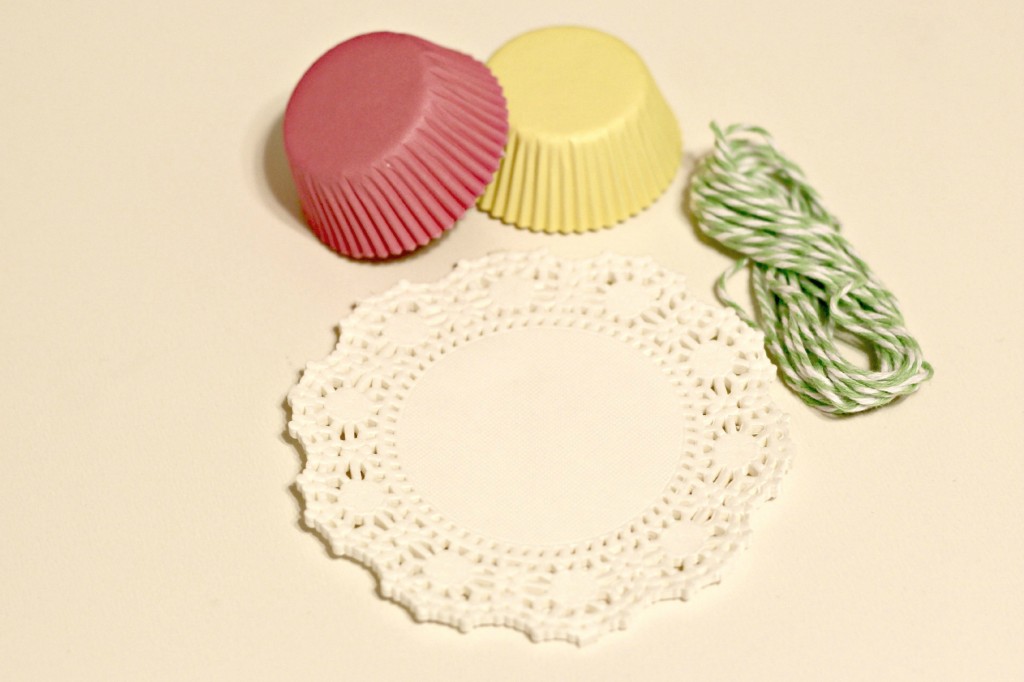 Cupcake and Doily Banner 4