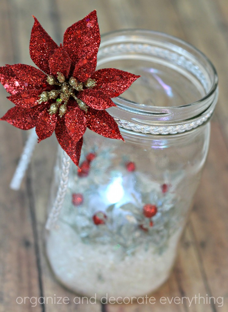 How to Make Mason Jar Luminaries for the Holidays