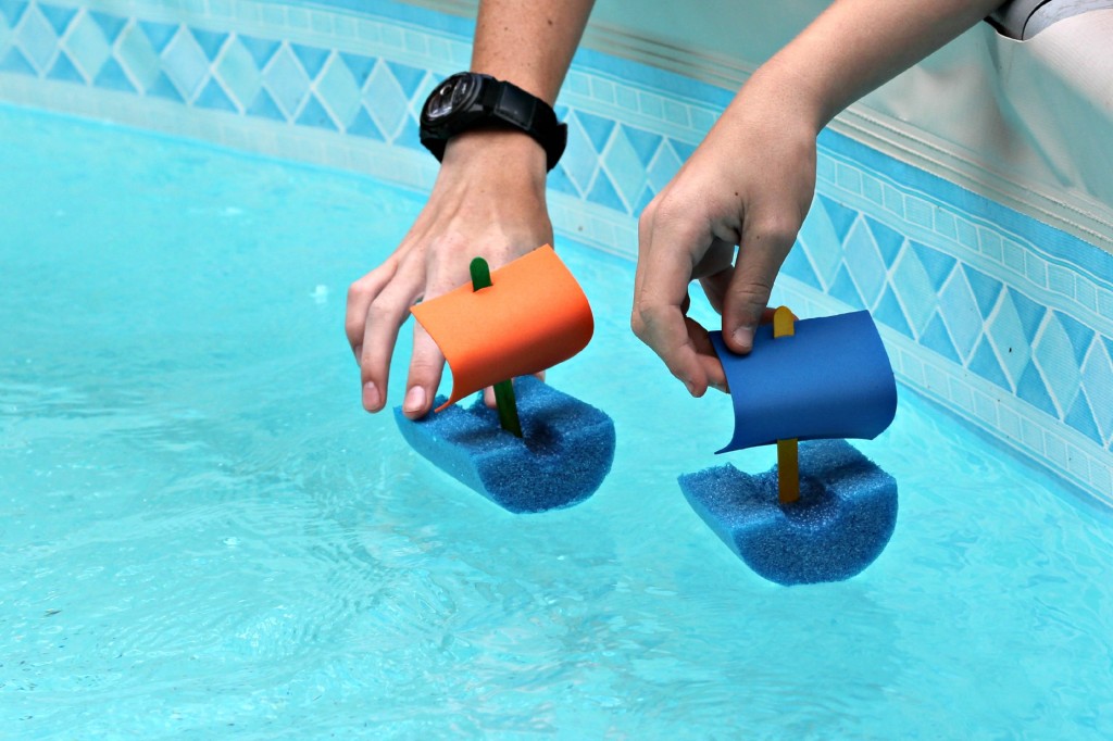 Pool Noodle Boats races.1