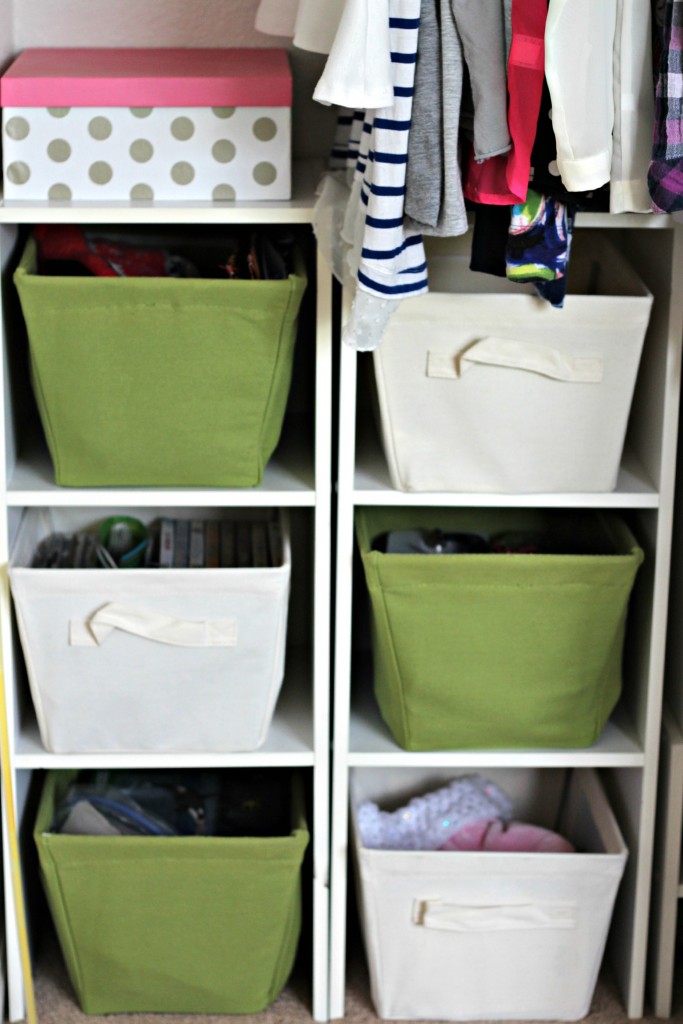 Teen Organized Closet- bins