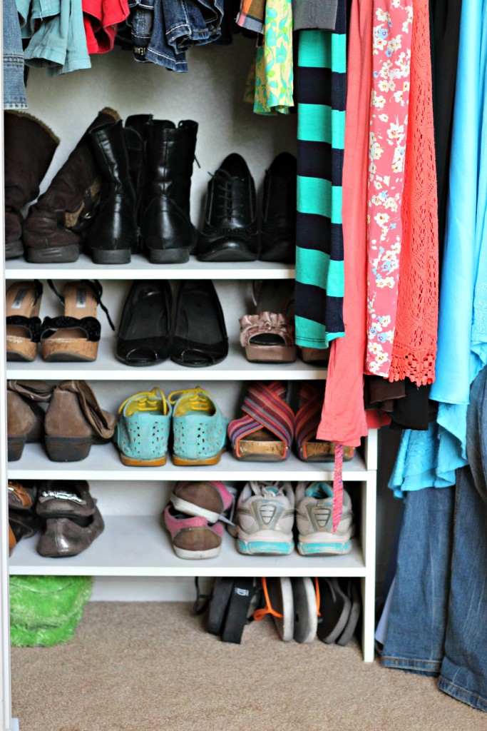 Teen Organized Closet- shoes