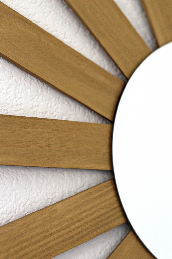 Wood Shim Sunburst Mirror close up.2