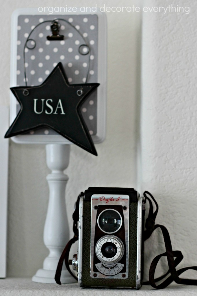 Patriotic Mantel USA hanger