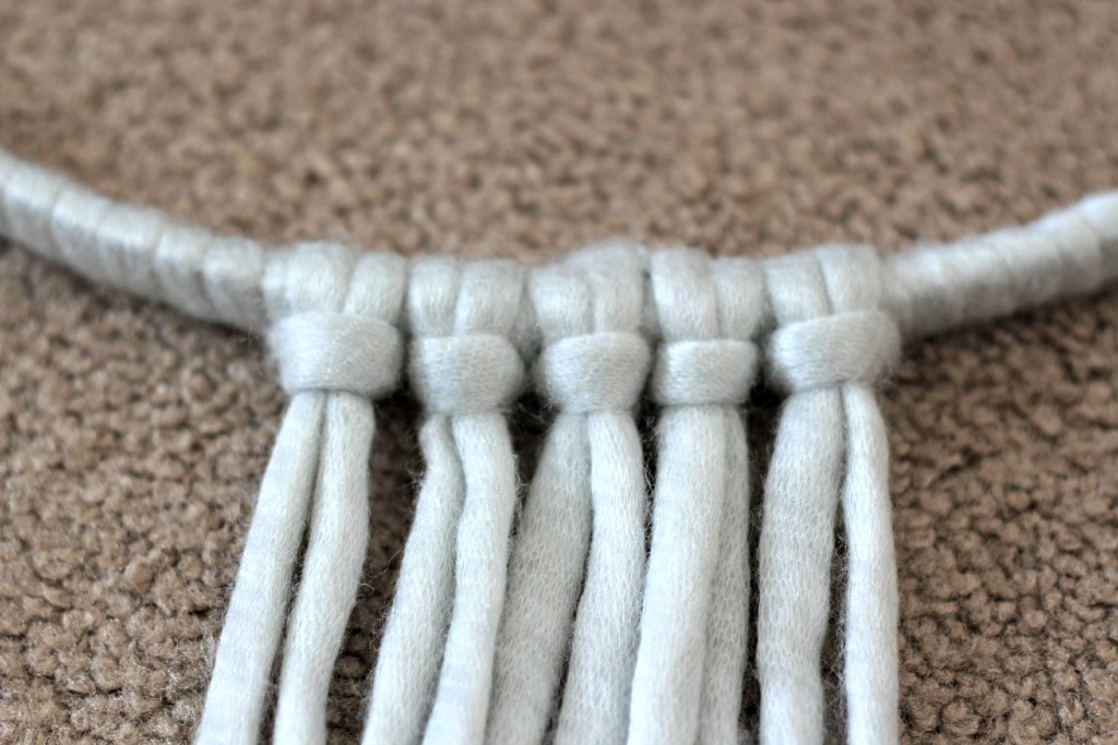 Yarn Wall Hanging knots.1