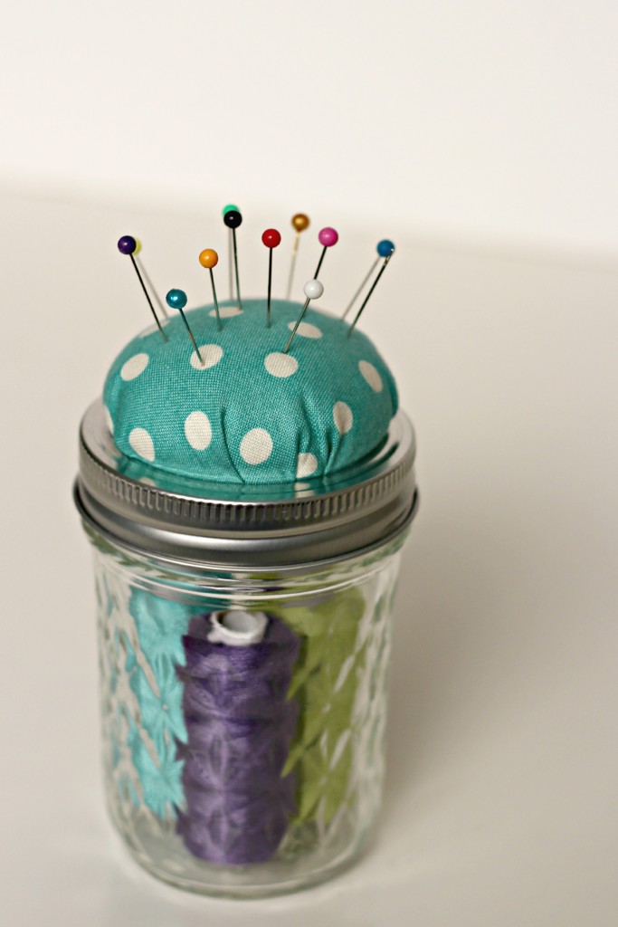 Mason Jar Pin Cushion.1