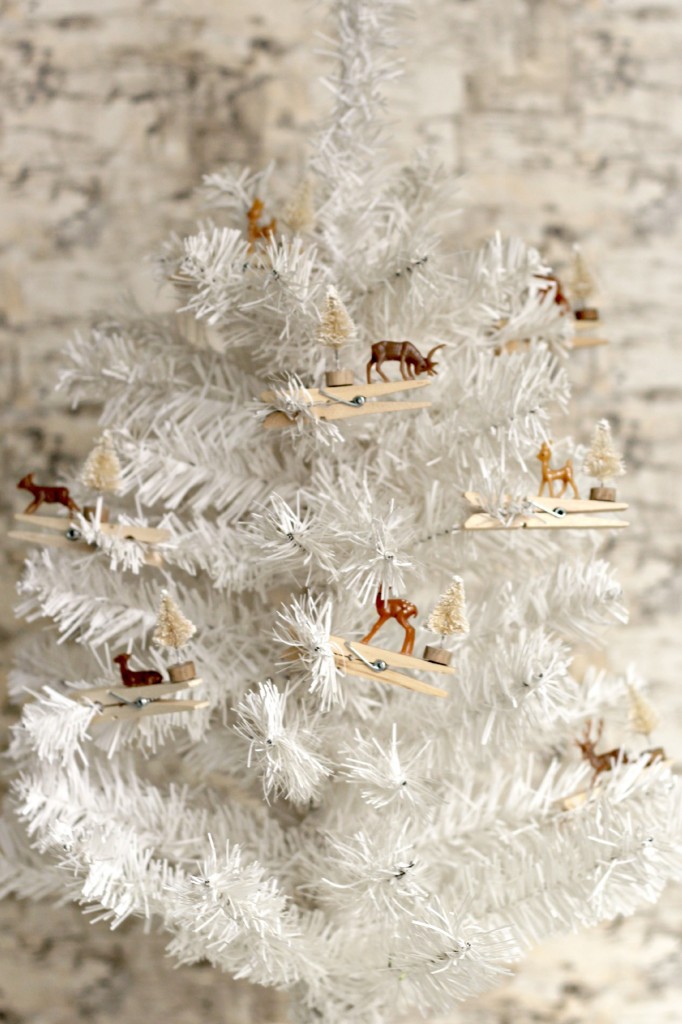 Reindeer Clothespin Ornaments.7