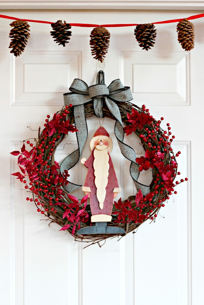2015 Christmas Porch pinecone garland and Santa wreath