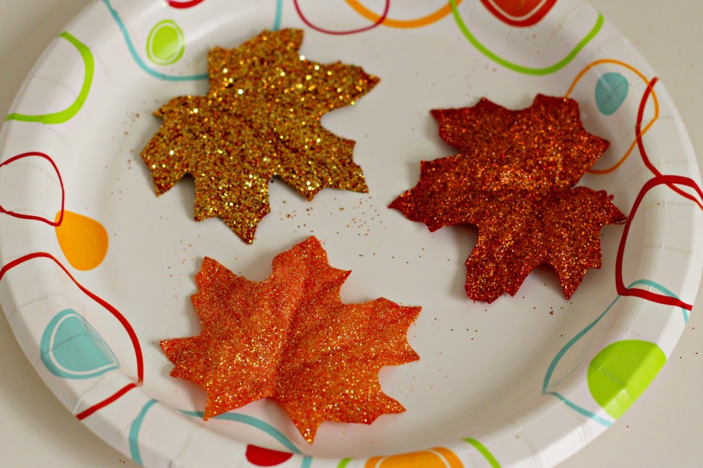 fall-glitter-leaves-drying-step