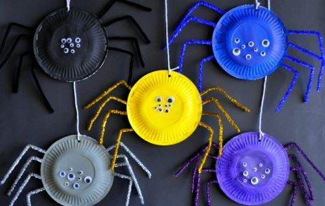 halloween-kids-crafts-paper-plate-spiders