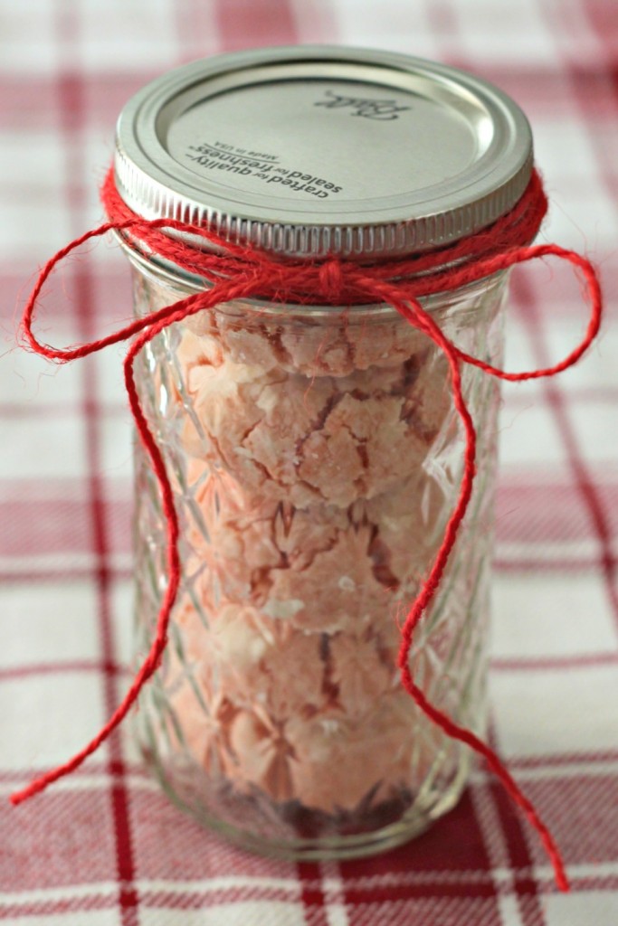 santa-crinkle-cookies-gift-jar