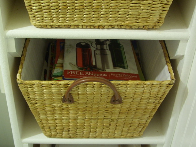 Conquer Magazine Clutter - Organize and Decorate Everything