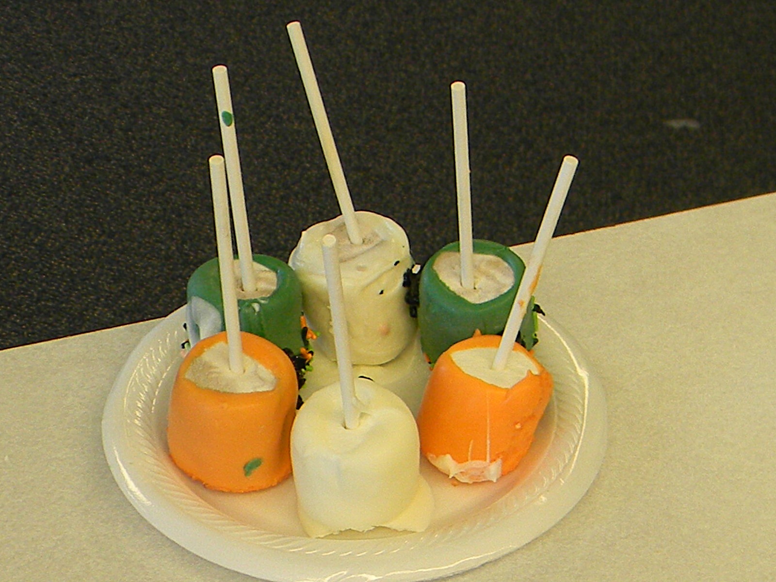 activity-days-2010-015-organize-and-decorate-everything