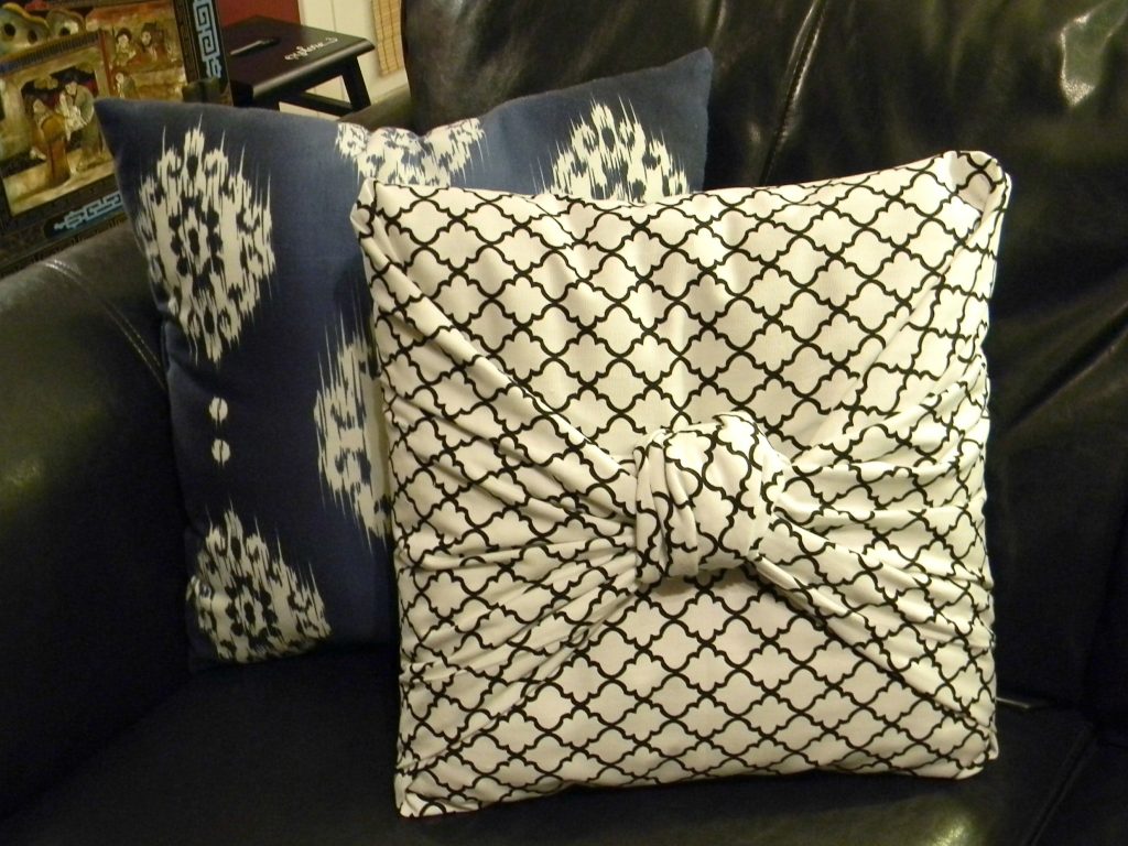 Easiest Pillow Cover Ever 4