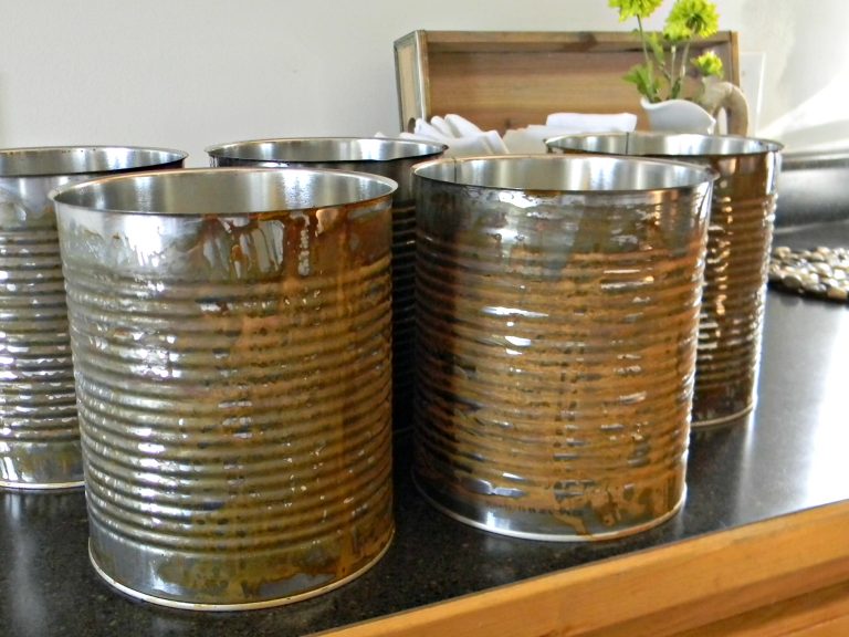 How to Make Vintage Cans Organize and Decorate Everything