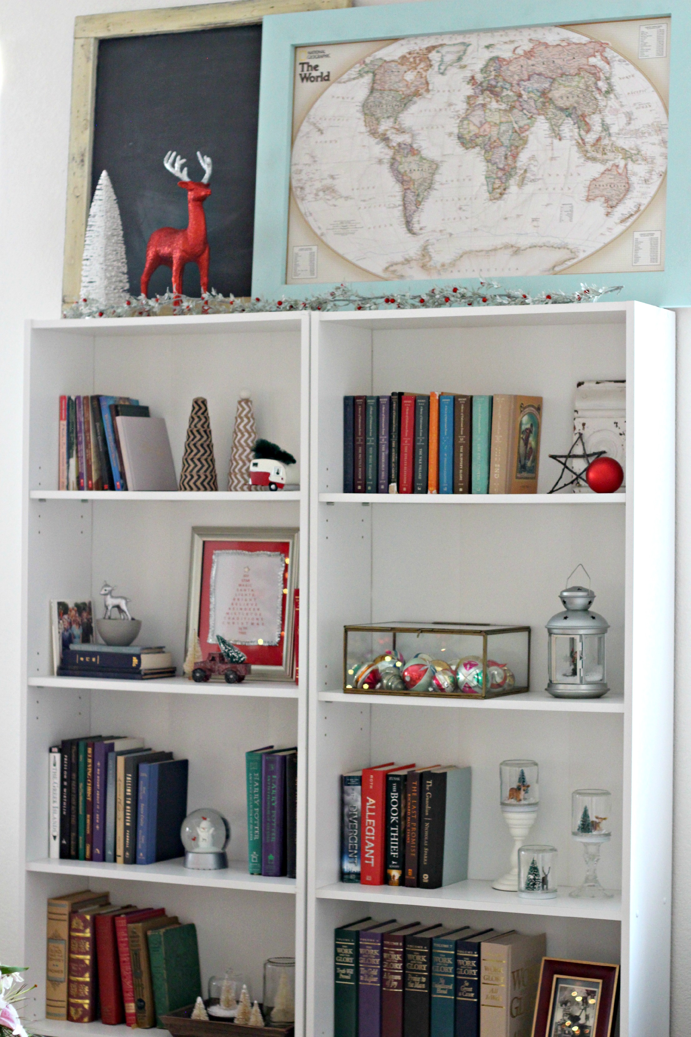 Christmas Home Tour bookcase - Organize and Decorate Everything