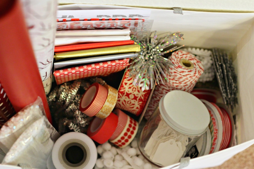 Gift Wrapping Made Easy Organize and Decorate Everything