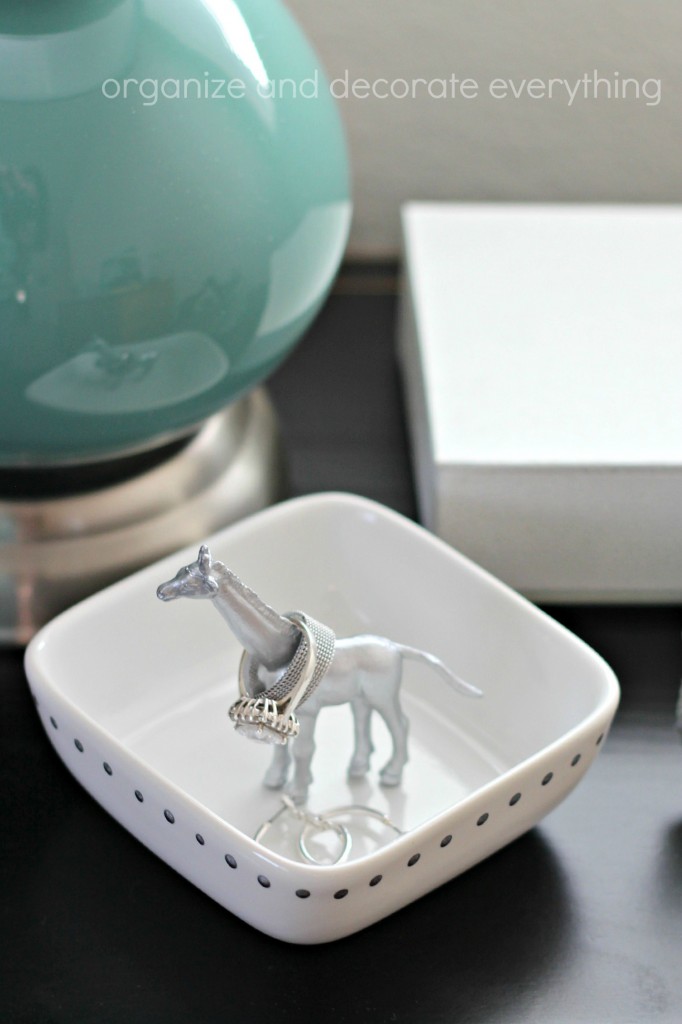 Giraffe Ring Dish.1