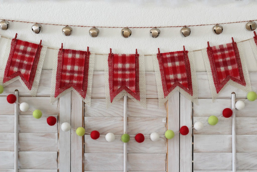 merry-woodland-mantel-garlands