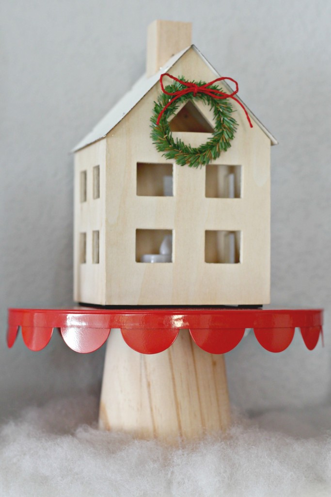 merry-woodland-mantel-house