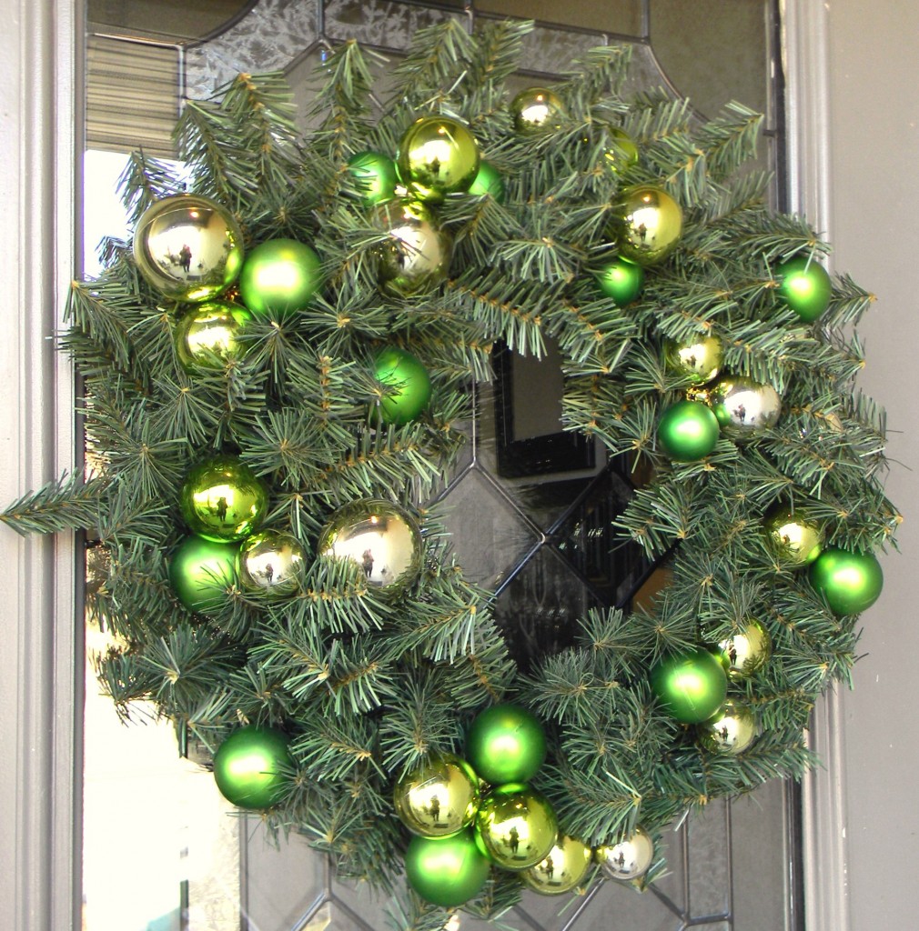 decorating-with-ornaments-wreath