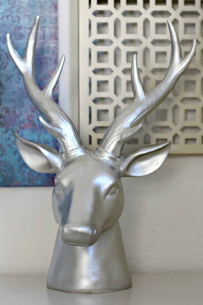 hall-cabinet-gallery-wall-deer-head