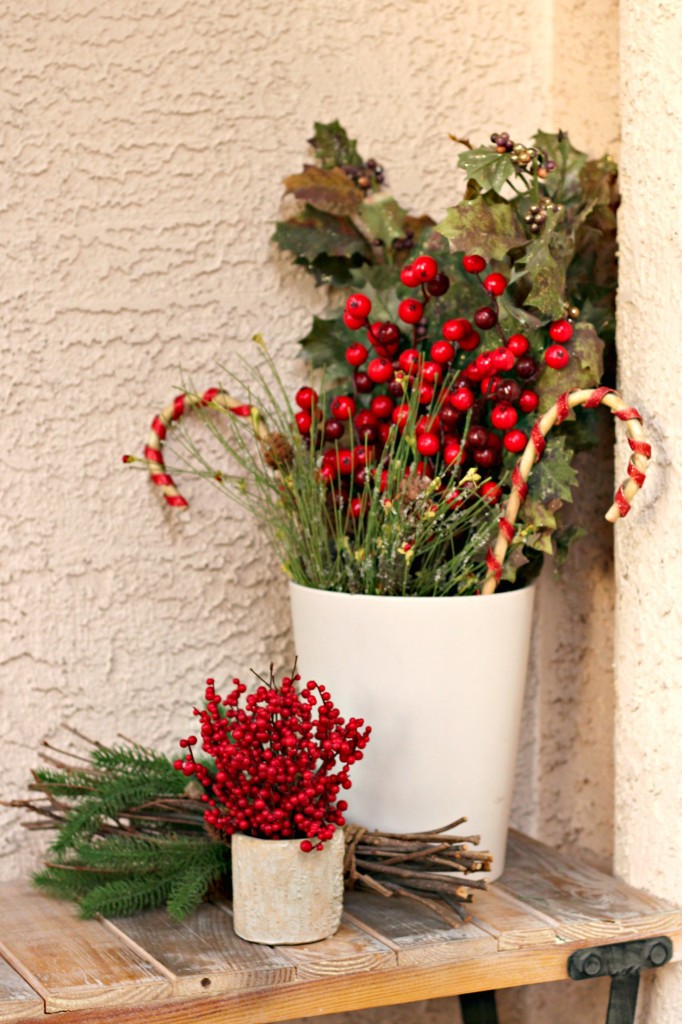 welcome-christmas-front-porch-bench-decor