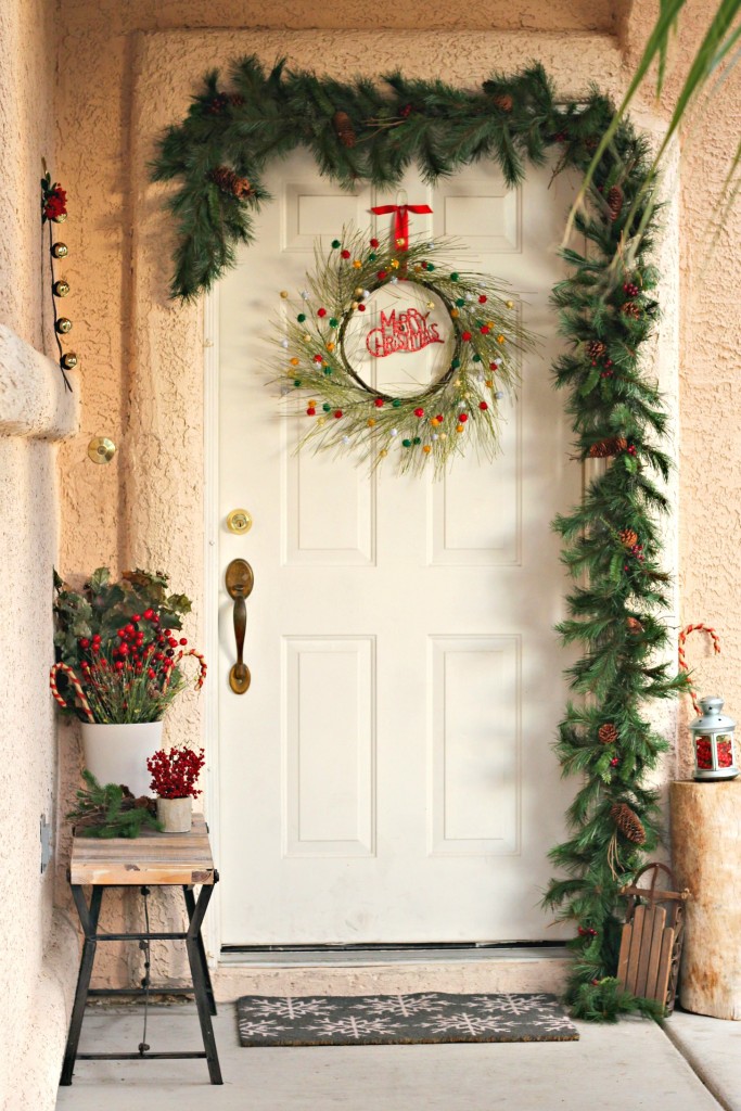 welcome-christmas-front-porch-door-swag