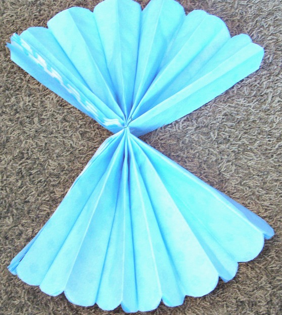 Paper Pom Flowers fan fold