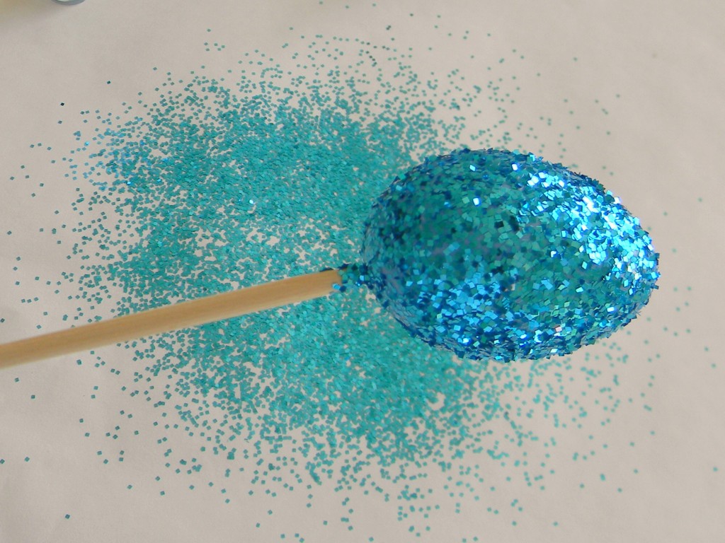 glitter eggs1