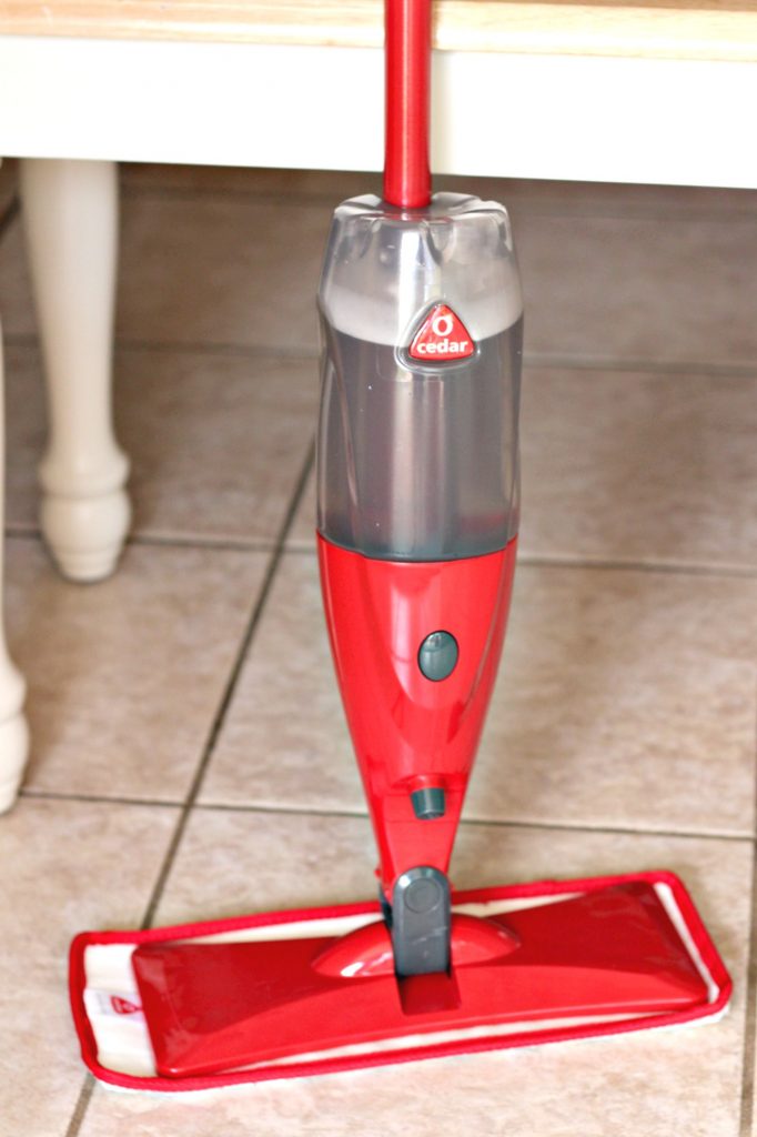 Rubbermaid Reveal Spray Mop Kit, FG1M1600GRYRD  Diy floor cleaner, Spray  mops, Floor cleaning recipe