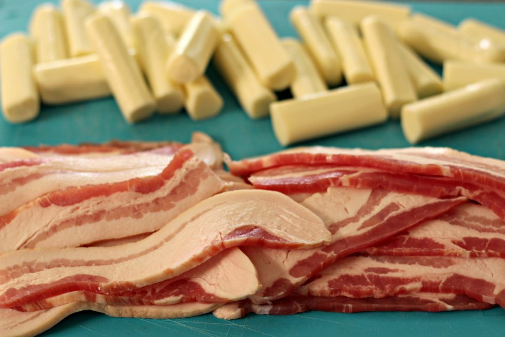 what cheese goes best with bacon