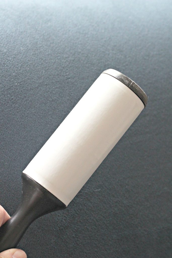 Cleaning chair lint roller