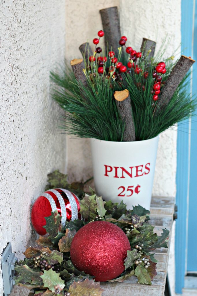 Pine and Berry bench