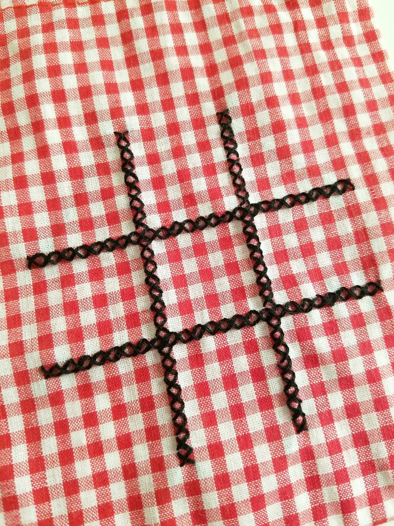 Tic Tac Toe Bag stitches