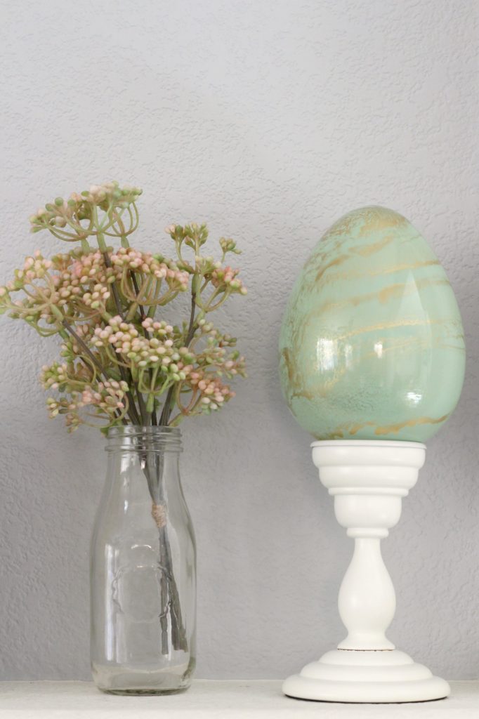 Easter mantel marble egg