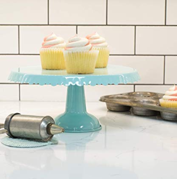 Kitchen accessories cake stand