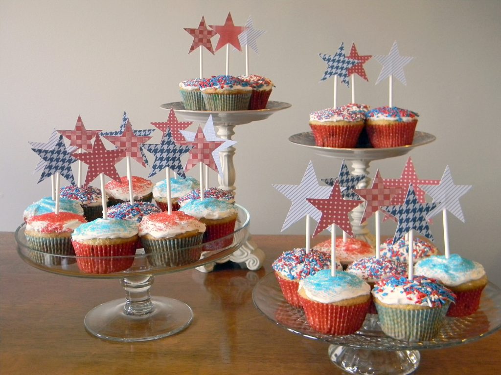 Patriotic Party Ideas cupcake toppers