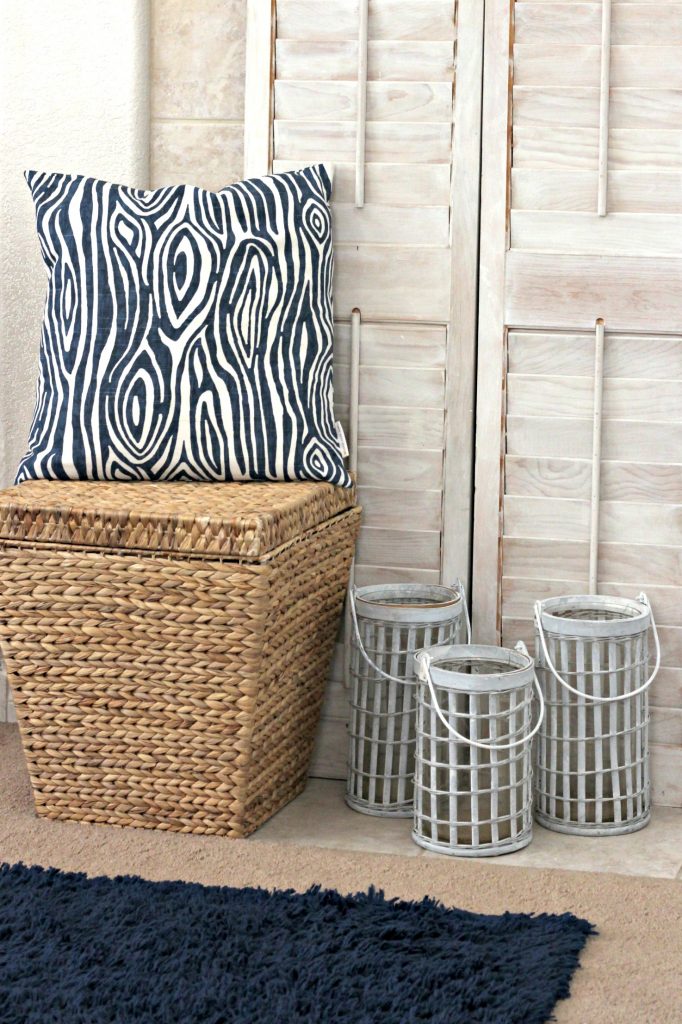 Casual Summer Mantel basket and cushion