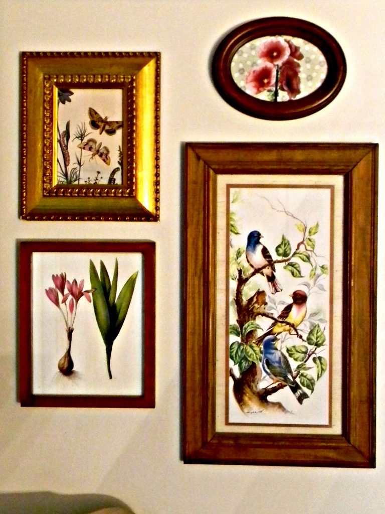 Declutter in January wall art