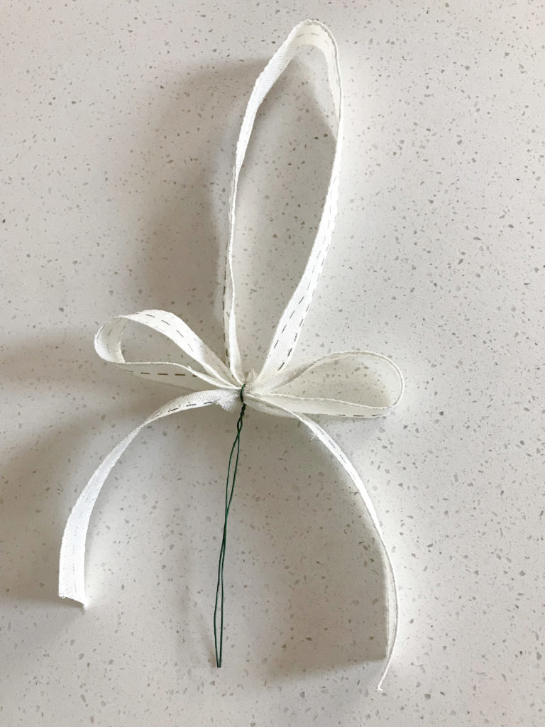 Mistletoe Ball ribbon