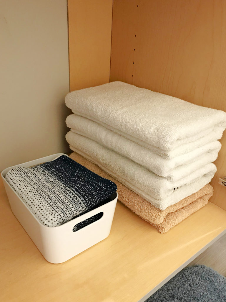 towels under the sink