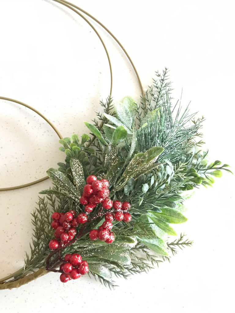 Christmas wire wreath 5