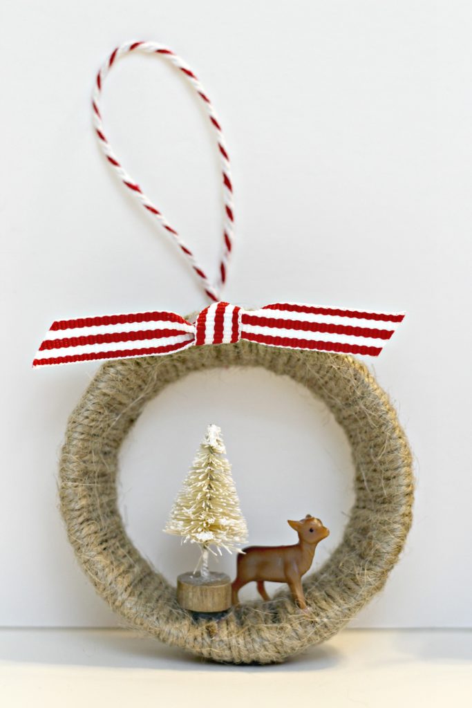 Mason Jar Lid Scene DIY Christmas Ornaments